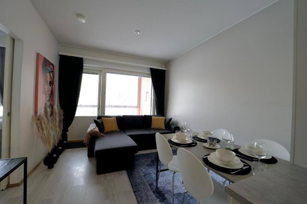 1Br Suite - King Size Bed - Wi-Fi - Gym & Sauna Rovaniemi Buitenkant foto